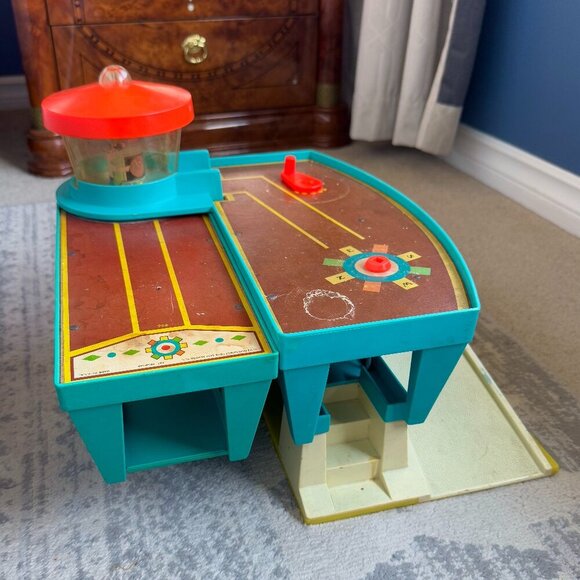 Fisher-Price Play Family Airport 1970s Nostalgia Toy - Picture 7 of 13